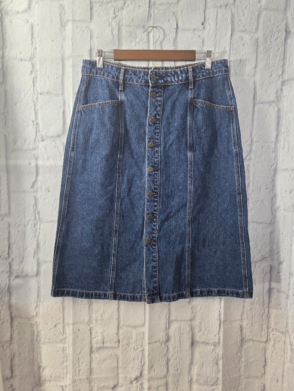 Old Navy Size 10 Medium Wash Denim Blue Button Front Midi Jean Skirt